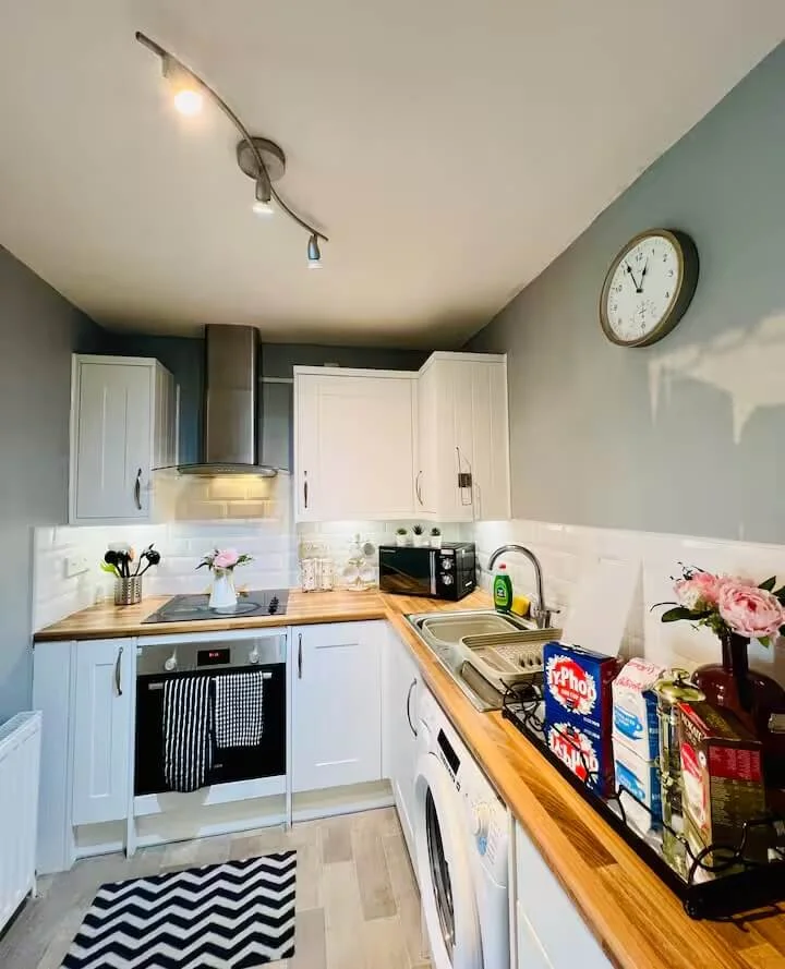 Apartment — Paisley — photo 21 of 33