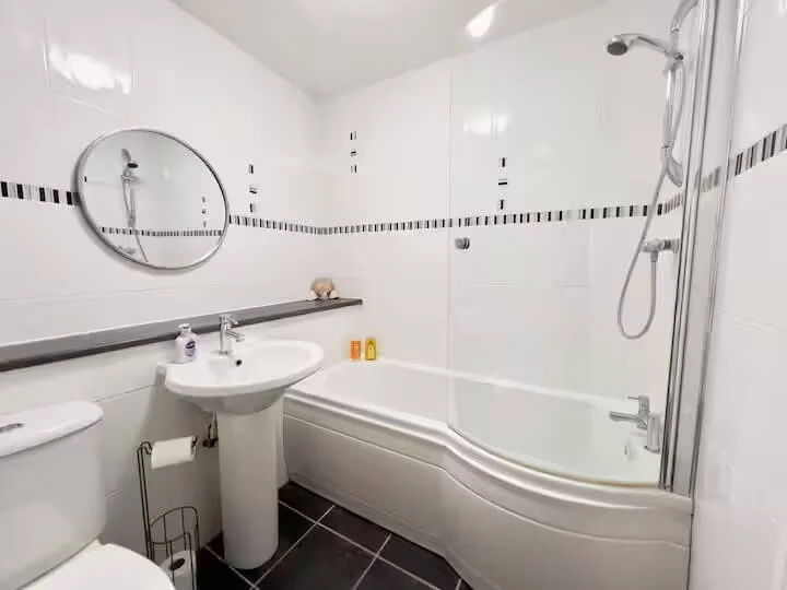 Apartment — Glasgow — photo 19 of 58