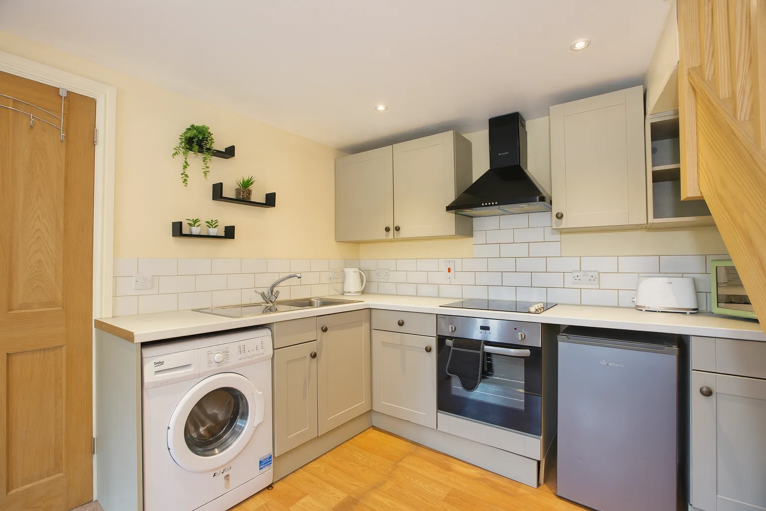 Apartment — Bridgwater — photo 3 of 10