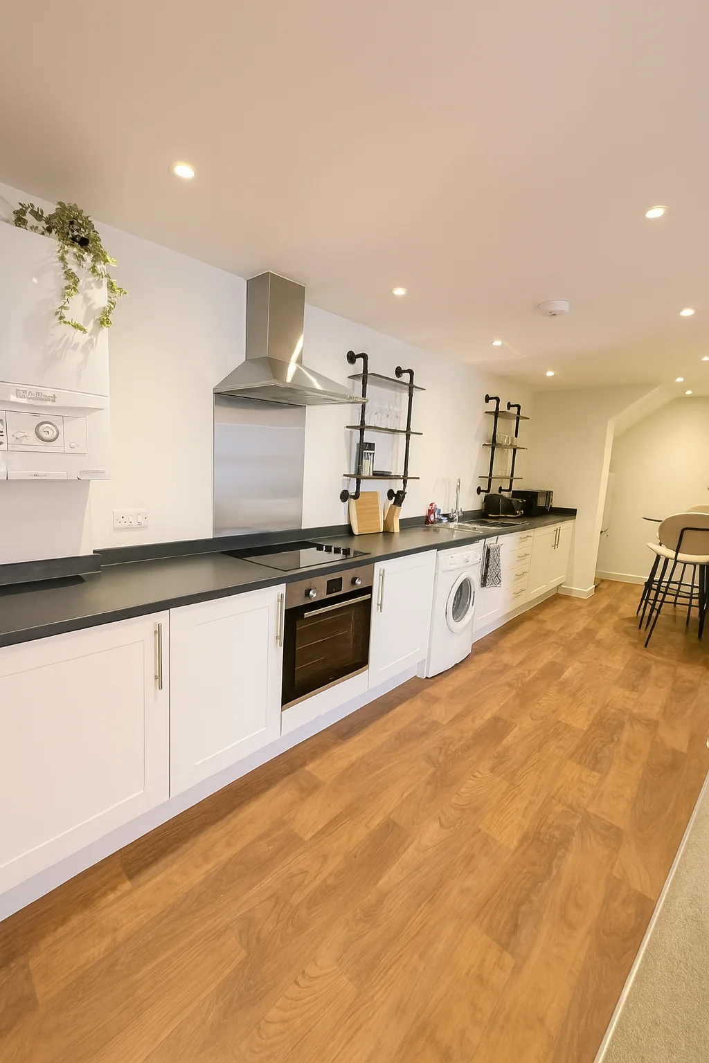 Apartment — Bridgwater — photo 2 of 19