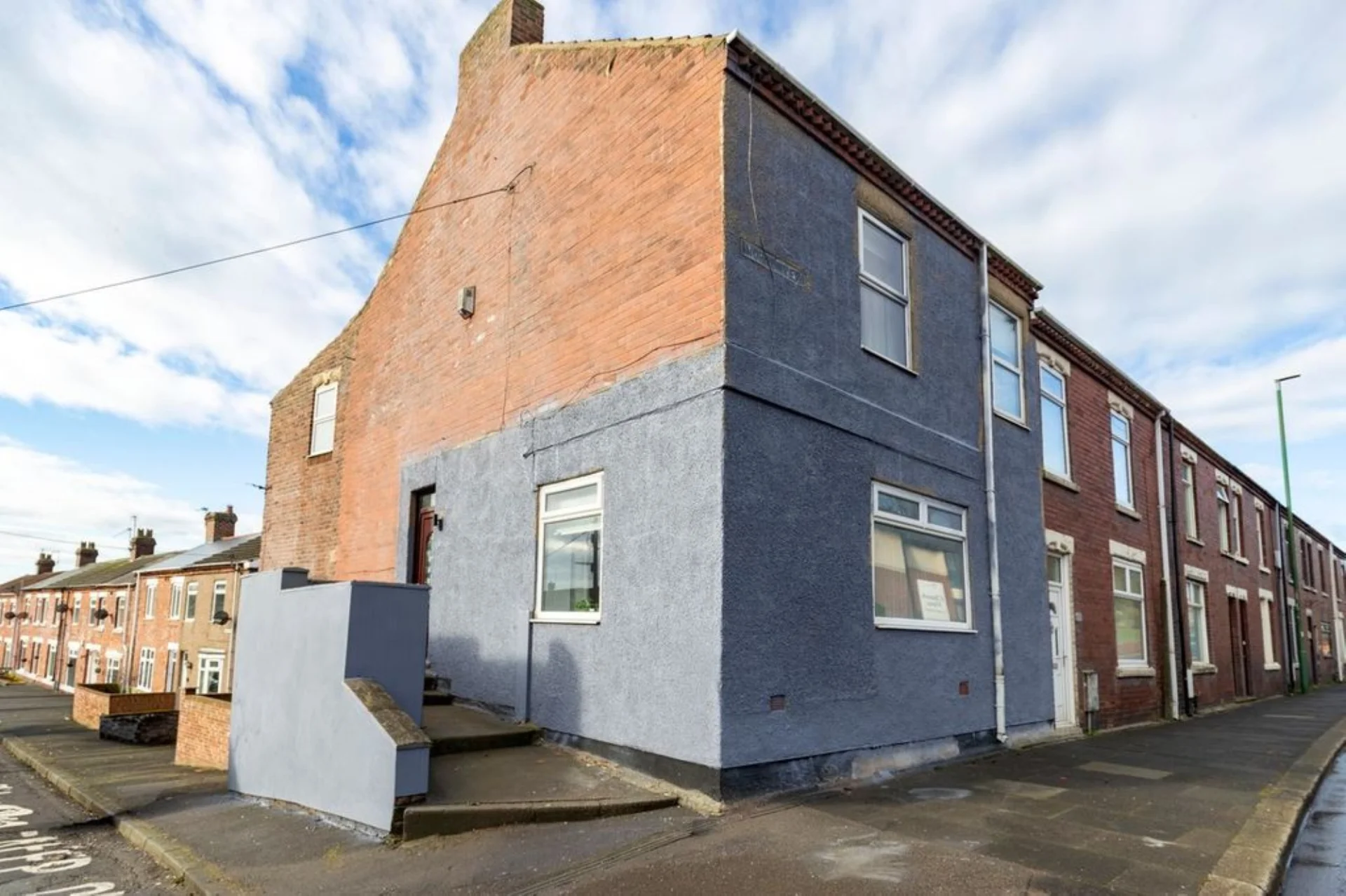 House — Seaham — photo 3 of 20
