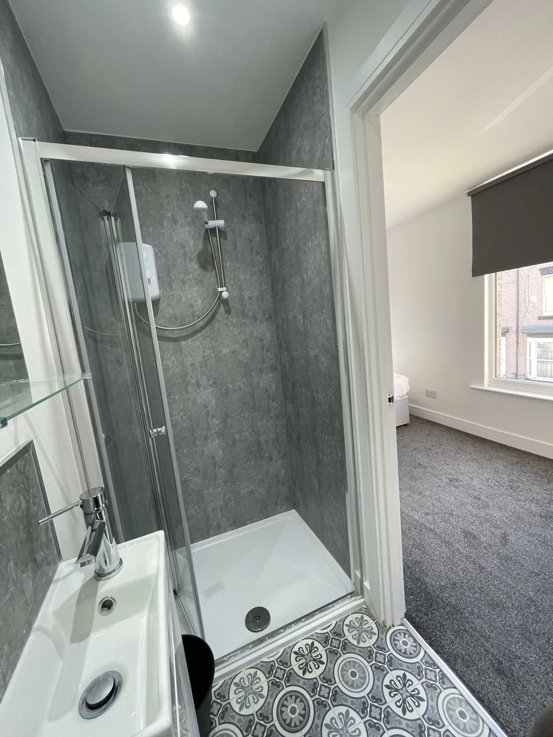 House — Hartlepool — photo 6 of 20