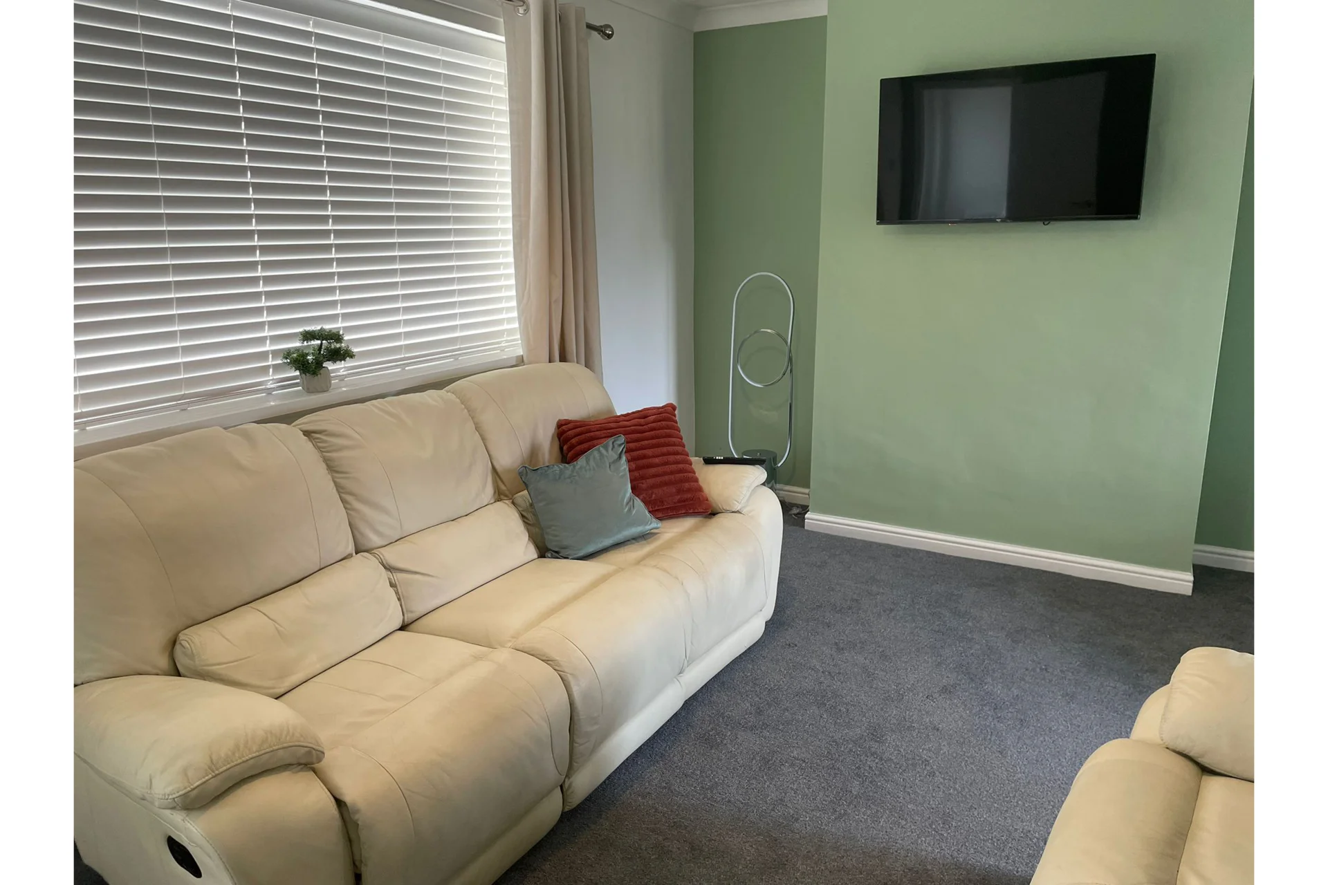 House — Hartlepool — photo 12 of 17