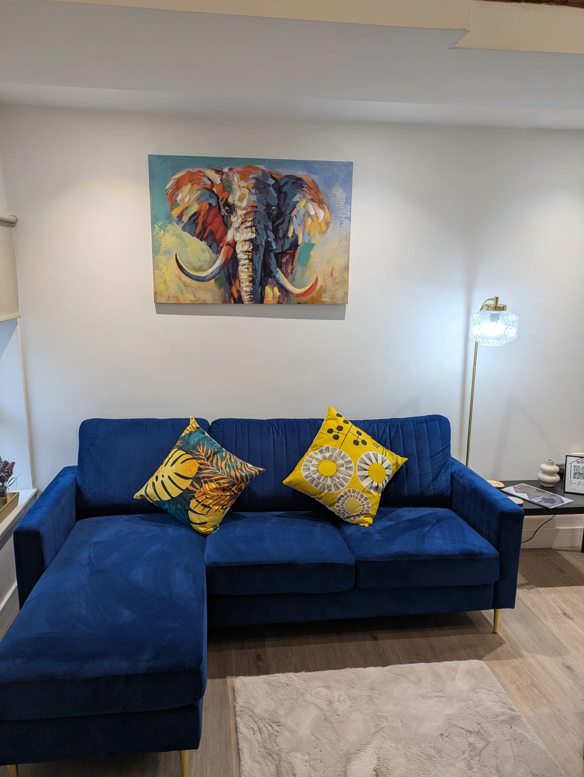 Apartment — Hull — photo 9 of 16