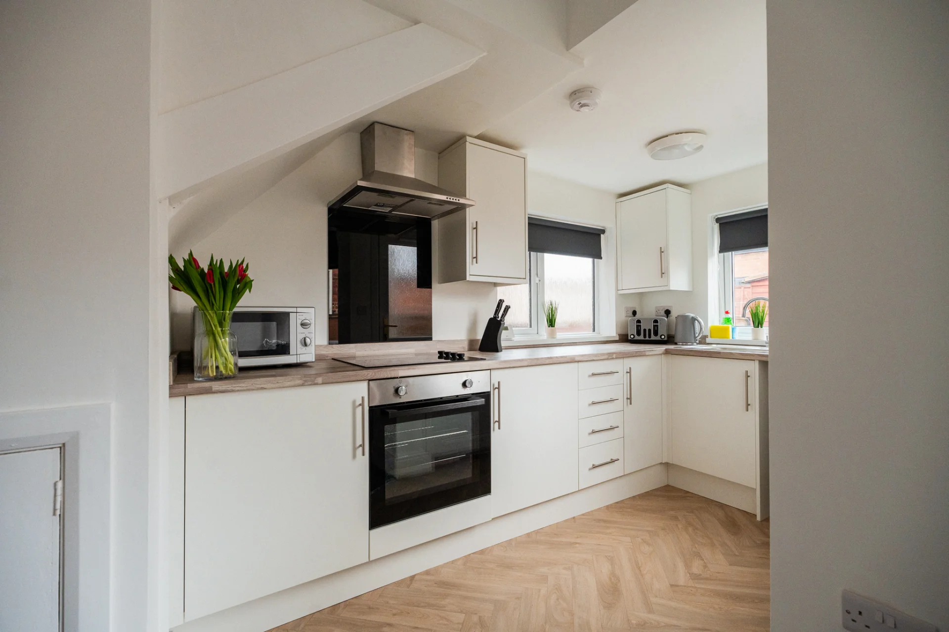 House — Redcar — photo 1 of 13