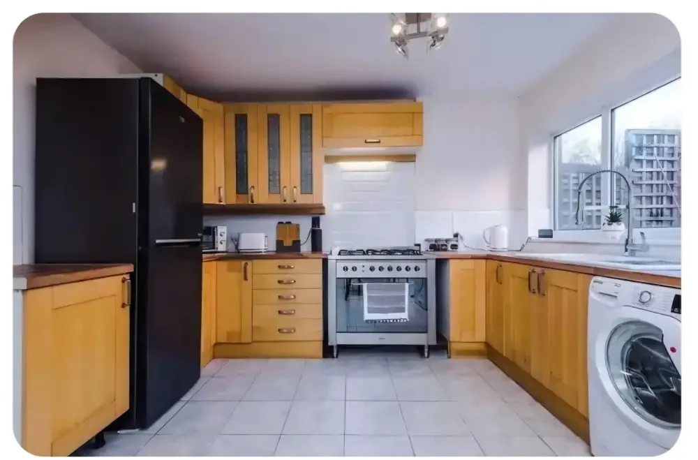 Apartment — Sutton Coldfield — photo 2 of 12