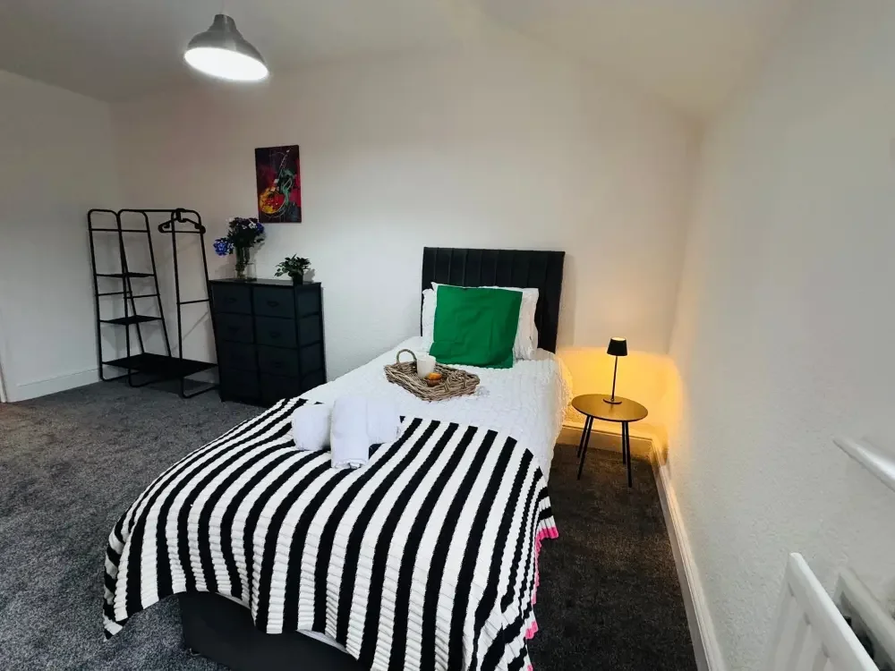 Apartment — Workington — photo 8 of 10