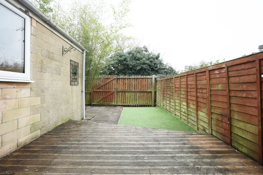 House — Bath — photo 7 of 18