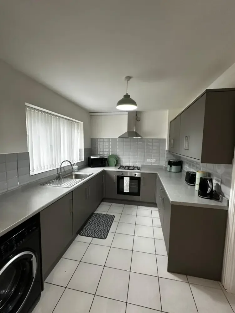 Apartment — Walsall — photo 15 of 17