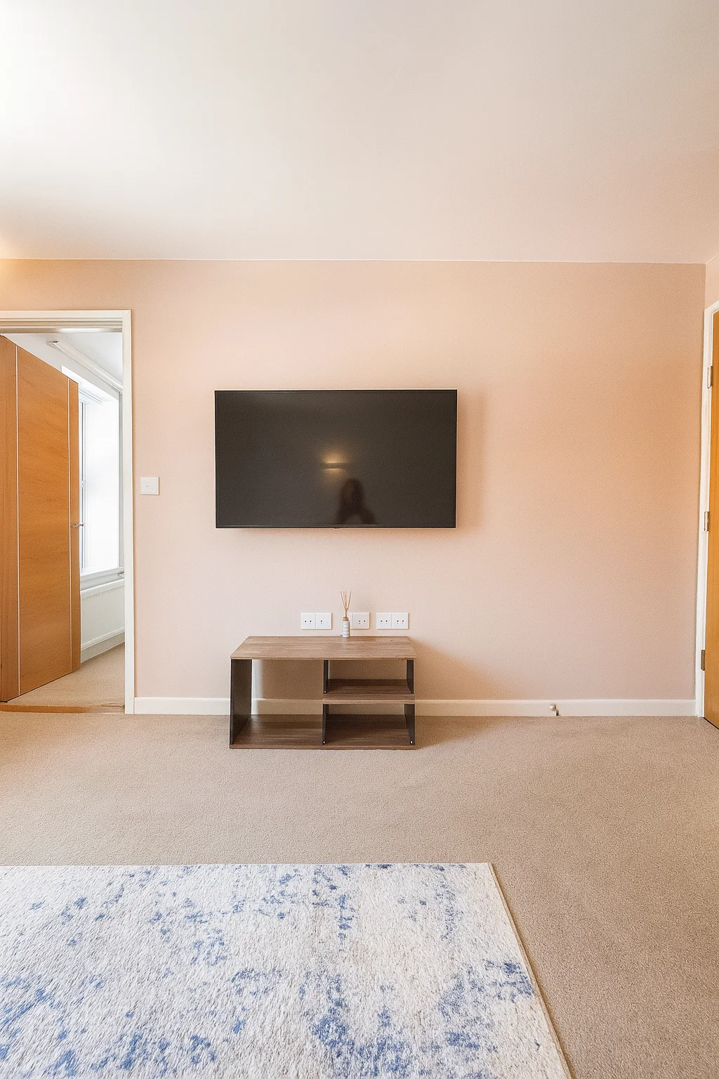Apartment — Bridgwater — photo 4 of 19