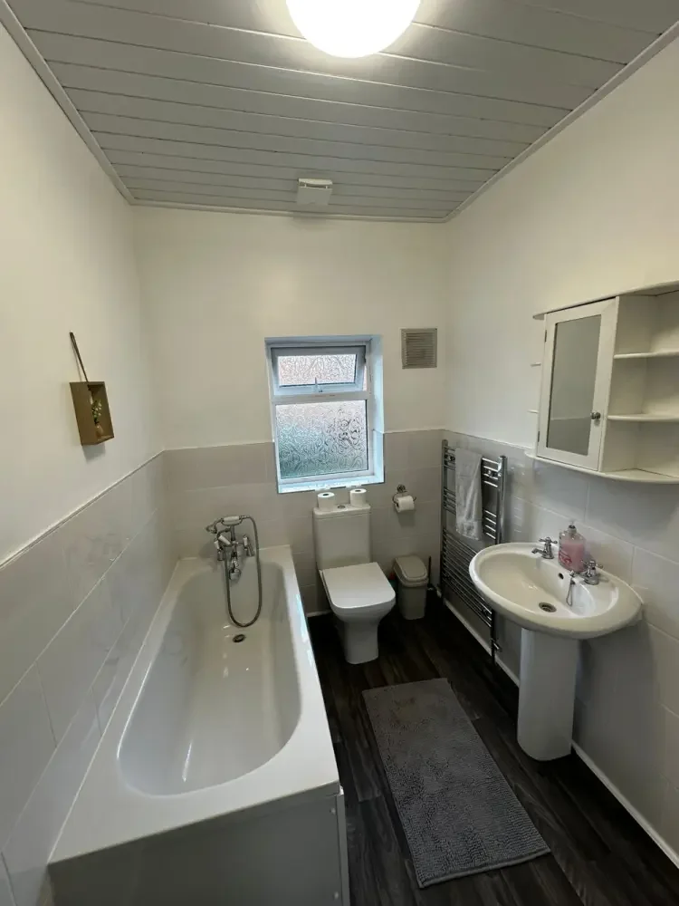 Apartment — Sutton Coldfield — photo 7 of 12