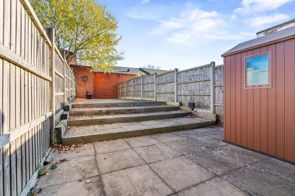 Apartment — Coventry — photo 11 of 13