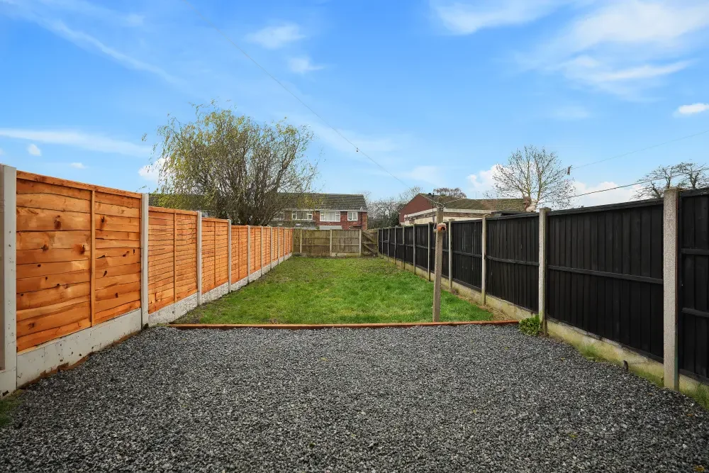 House — Scunthorpe — photo 4 of 5
