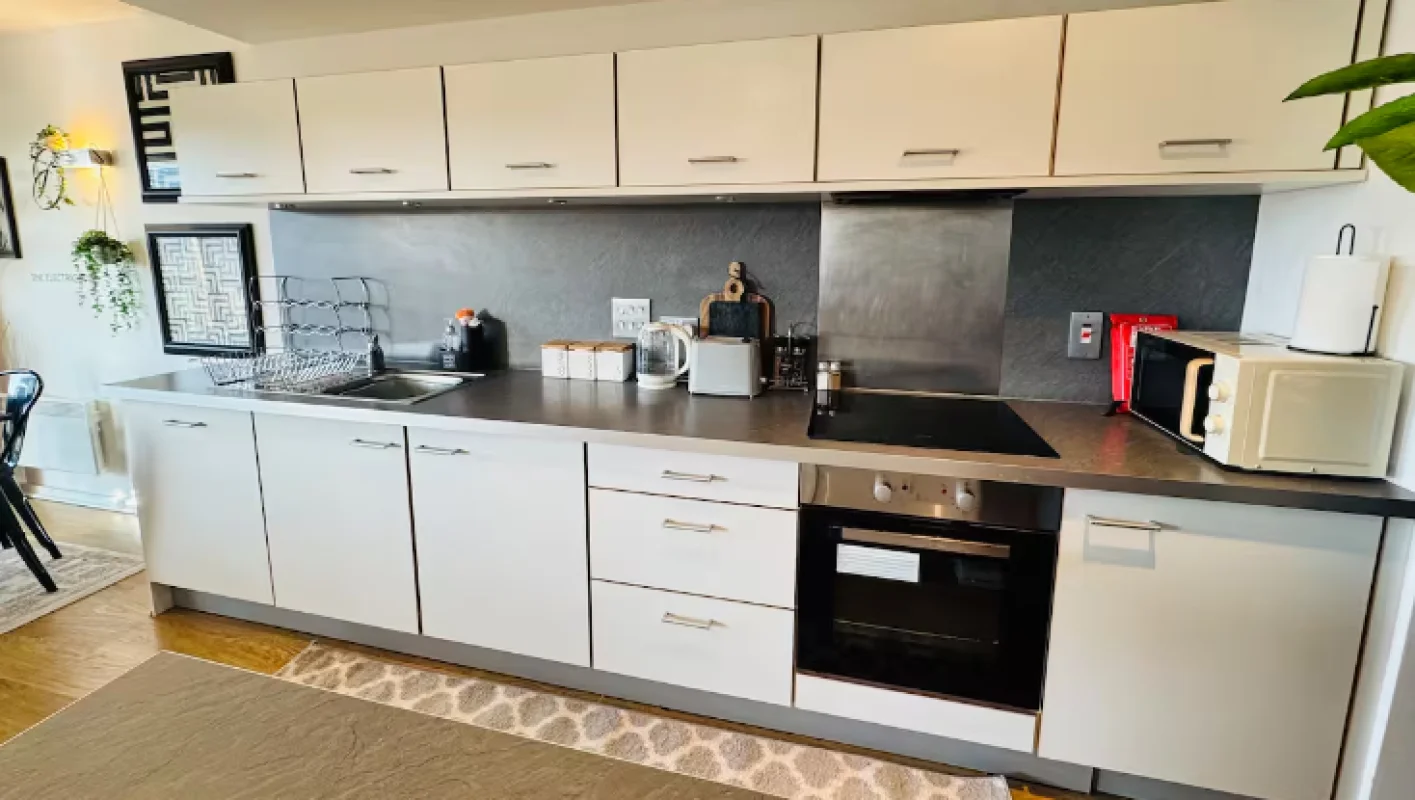 Apartment — Coventry — photo 6 of 13
