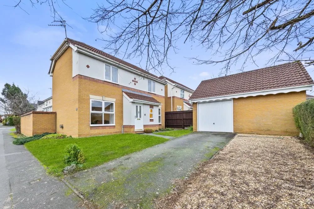 House — Leicester — photo 1 of 14