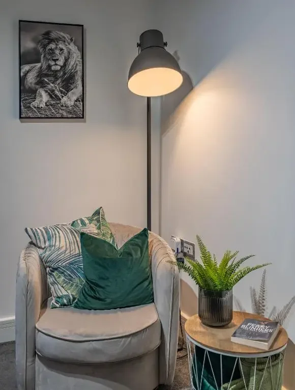Apartment — Birmingham — photo 13 of 15