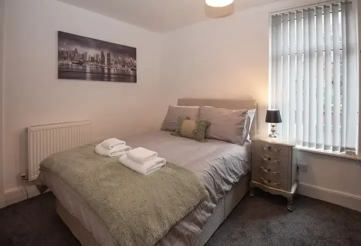 House — Barrow-in-Furness — photo 3 of 16