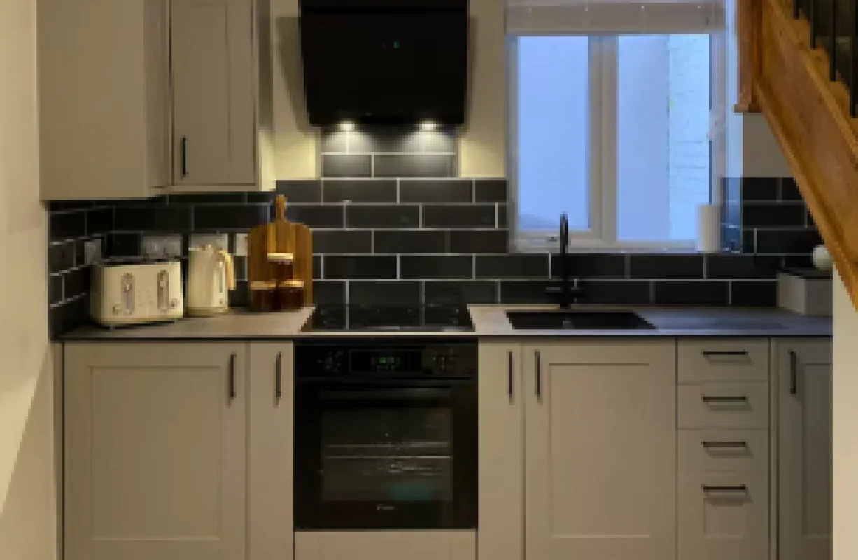 Apartment — Warwickshire — photo 6 of 7