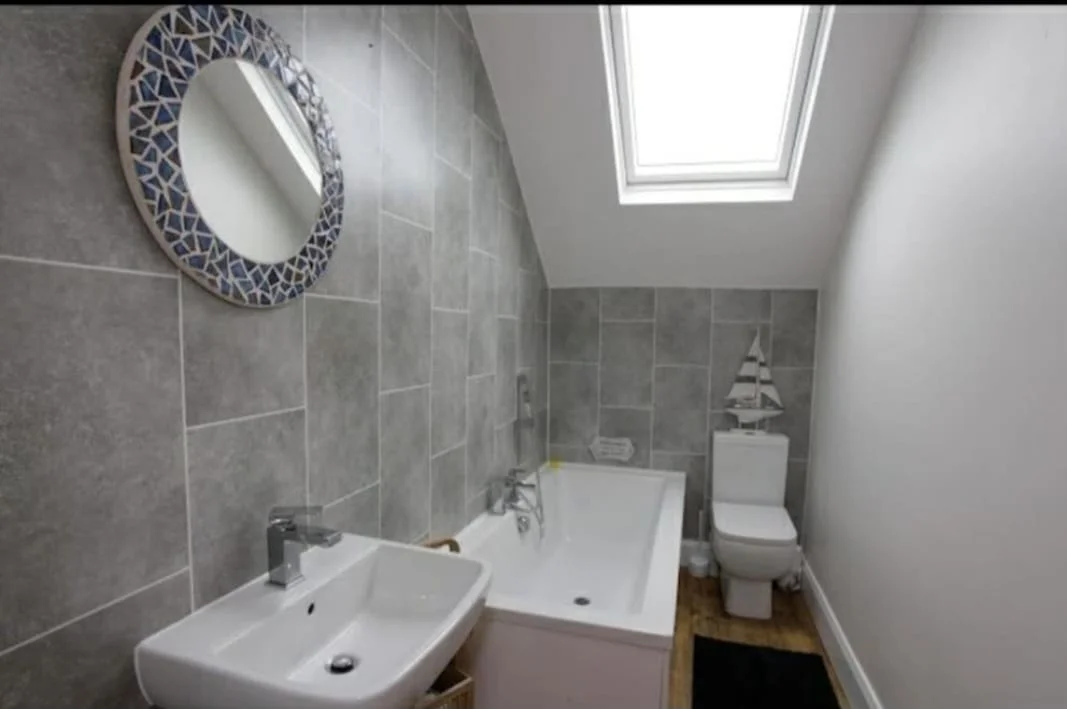 House — Redcar — photo 11 of 12