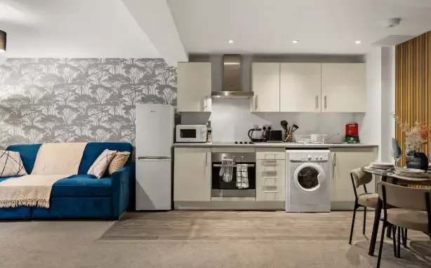 Meridian House by Mia Partners