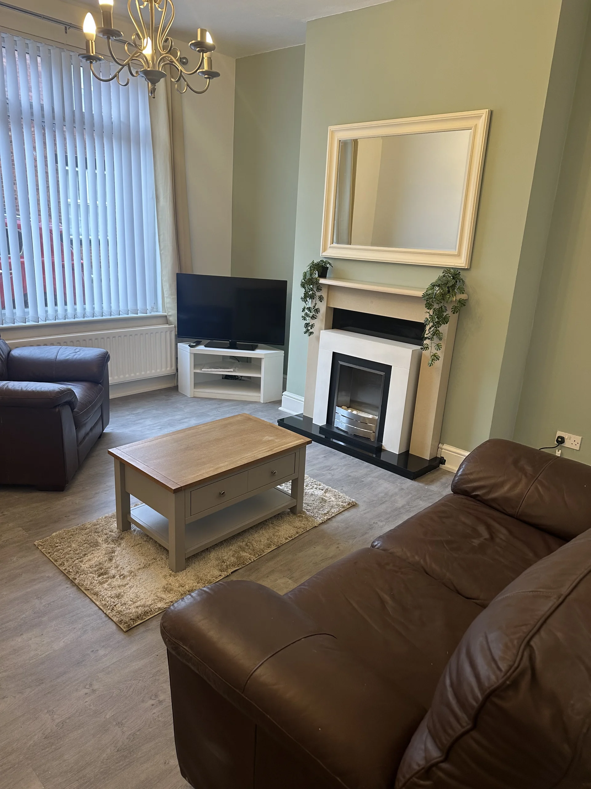 House — Hartlepool — photo 2 of 11
