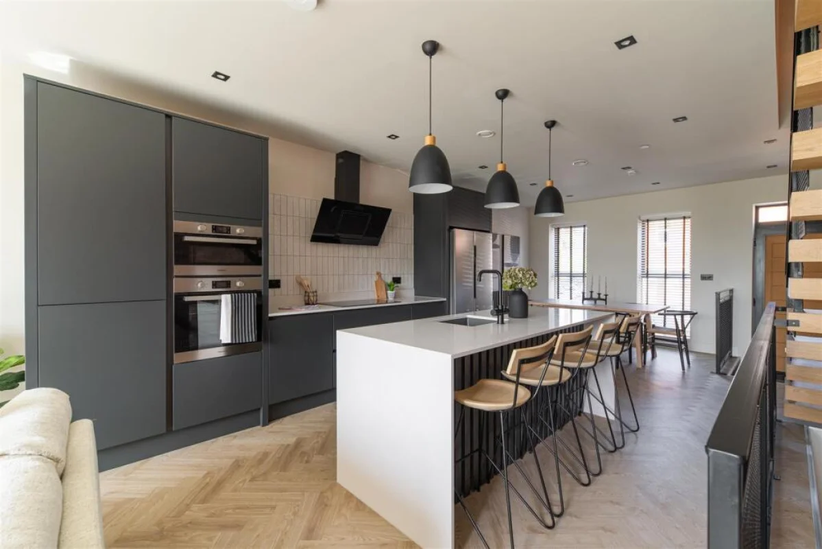 House — Newcastle upon Tyne — photo 10 of 12