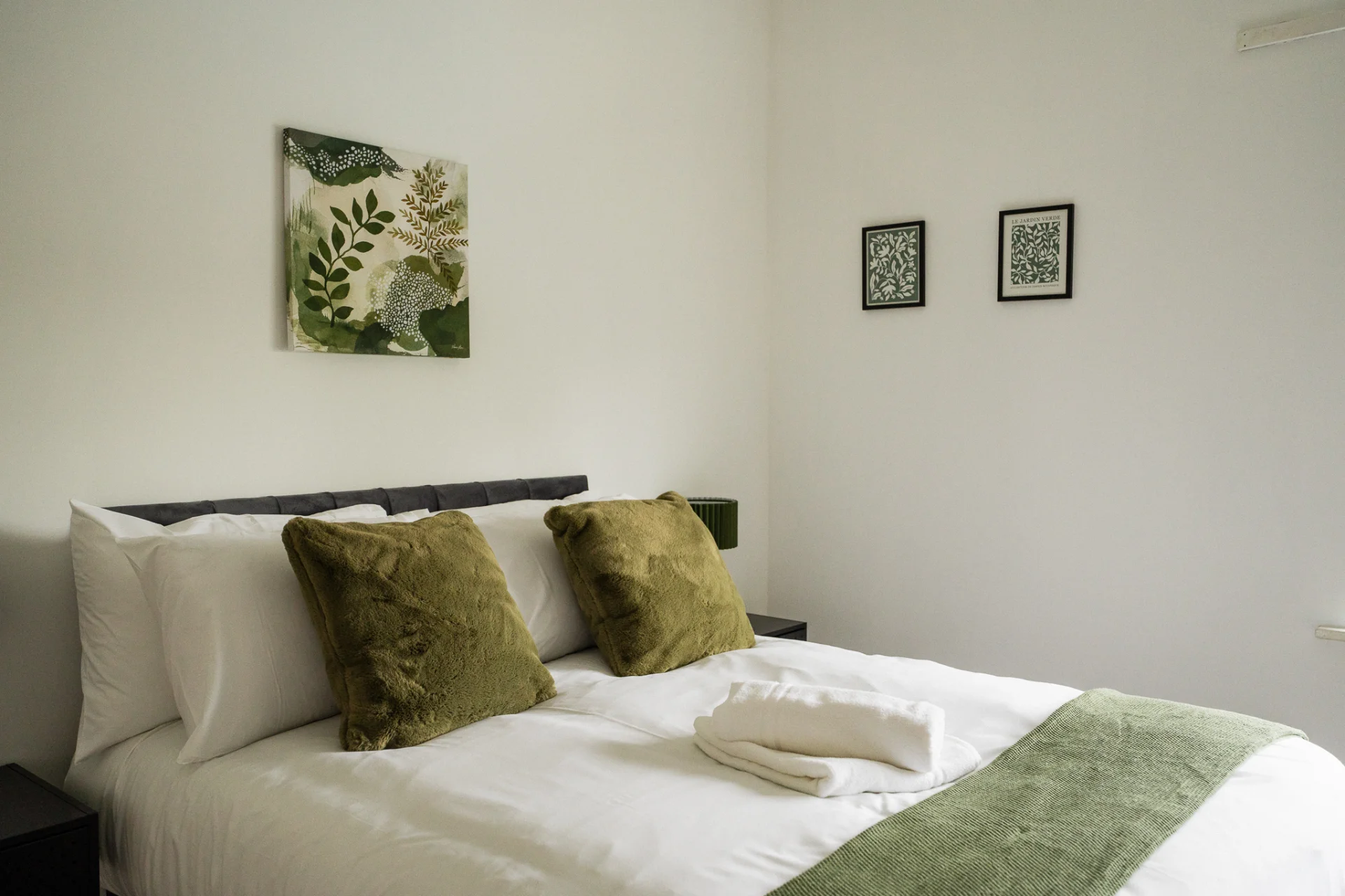 House — Middlesbrough — photo 2 of 12