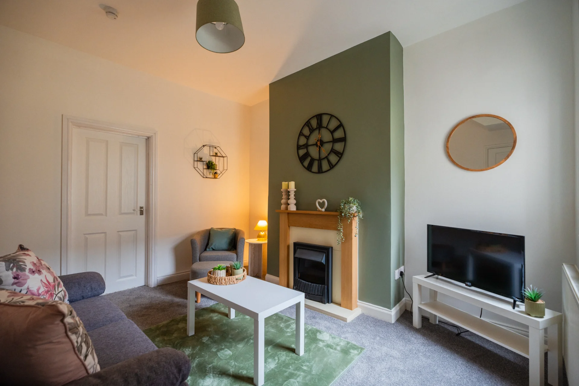 House — Redcar — photo 1 of 12