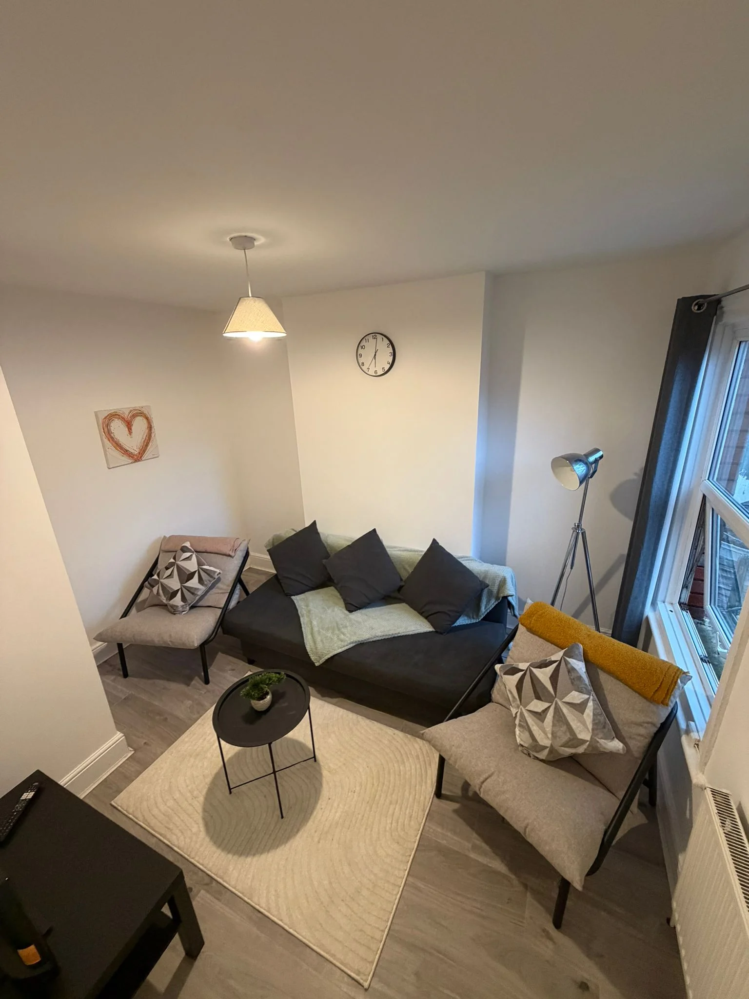 2 bed 1 bath flat - Bristol (BS4) - private terrace