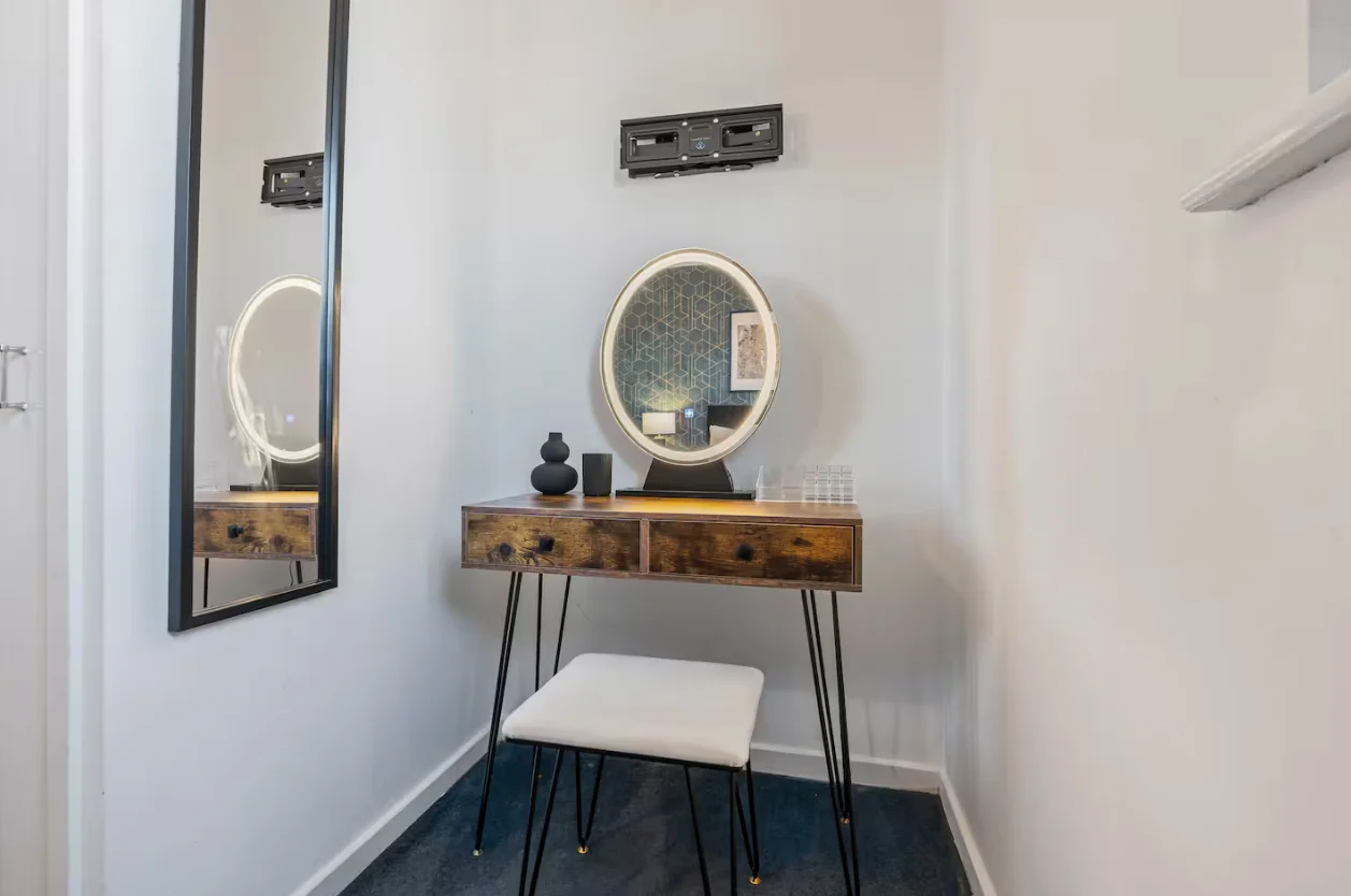 Apartment — Coventry — photo 7 of 13