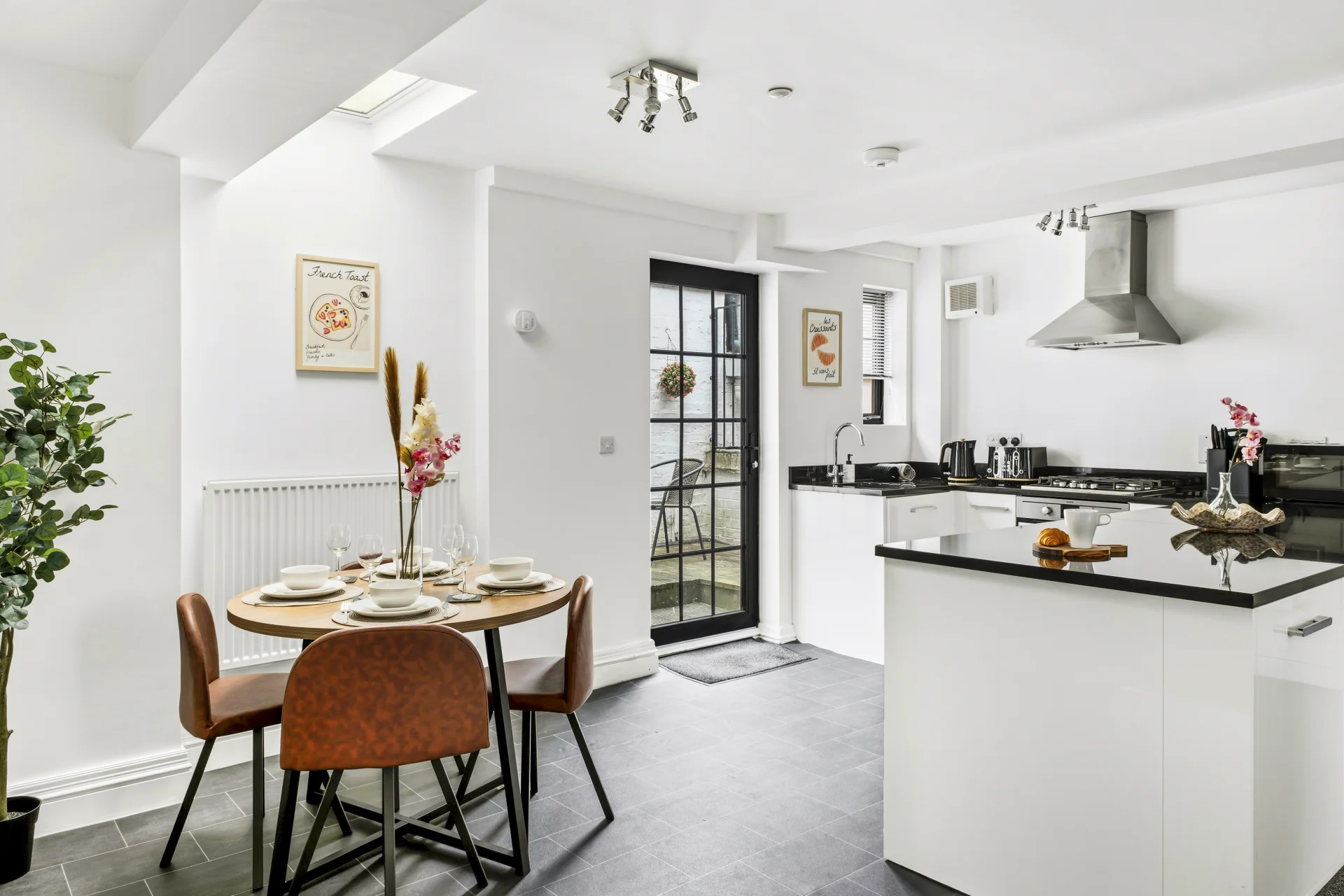 House — Nottingham — photo 17 of 18