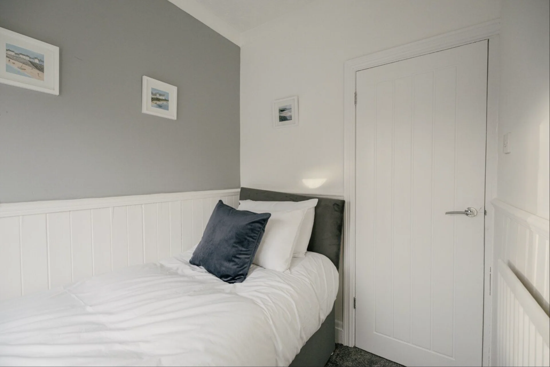 House — Redcar — photo 4 of 11