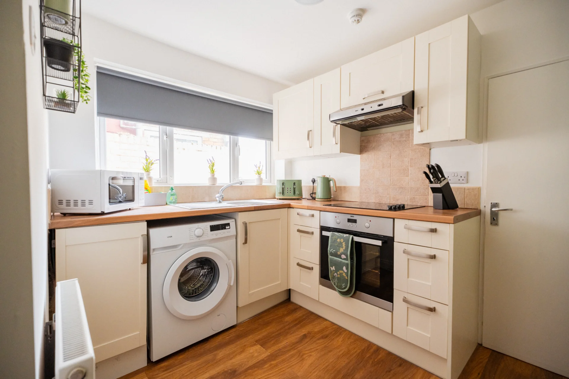House — Redcar — photo 6 of 12