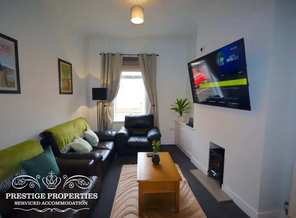 House — Barrow-in-Furness — photo 3 of 20