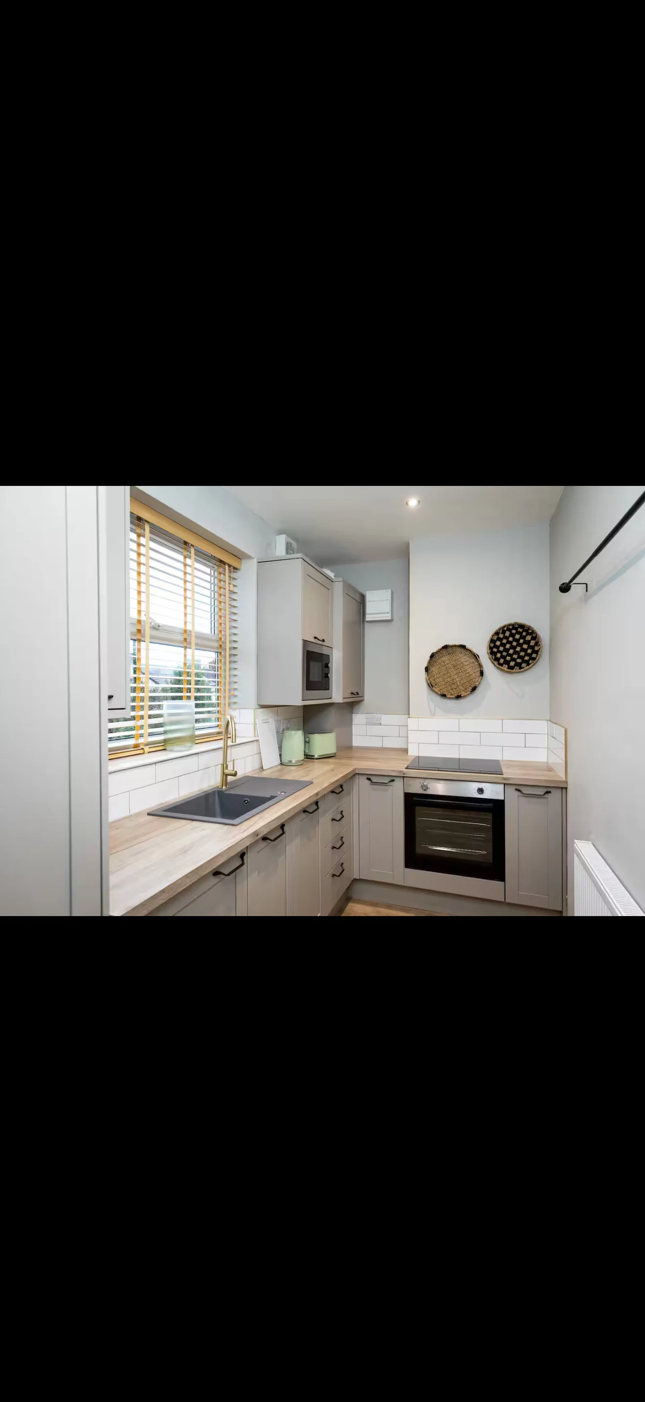 House — Eaglescliffe — photo 1 of 6