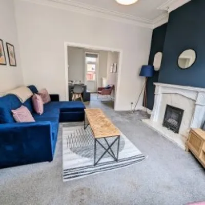 Dom — Bishop Auckland
