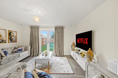 House — Leicester