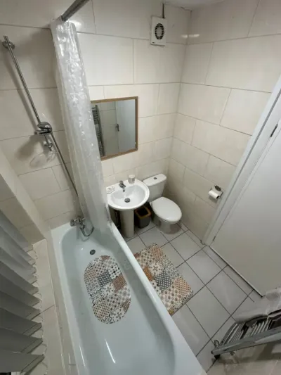View photo 12