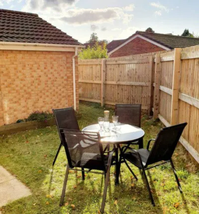 View photo 5