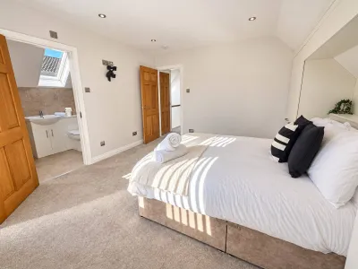 Maison — Yarm