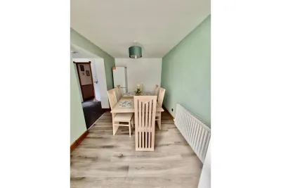 View photo 20