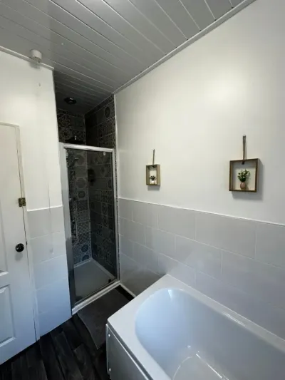 View photo 8