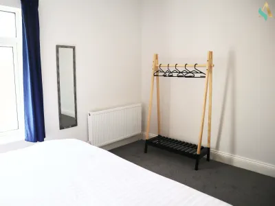 View photo 14