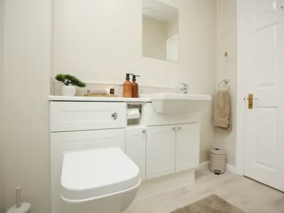 View photo 12