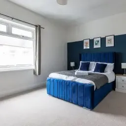 View photo 18