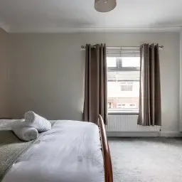 View photo 13