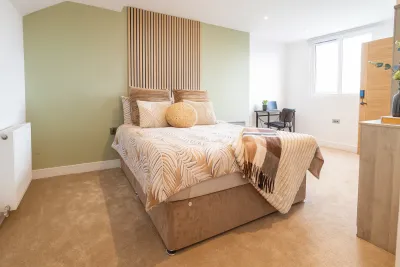 View photo 10