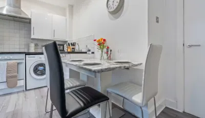 Apartment — Leicester