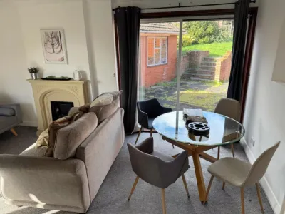 View photo 13